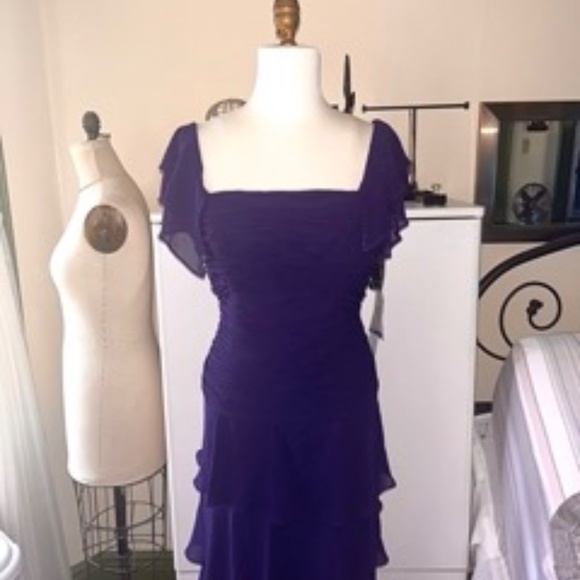 Plus-Sized Dark Purple Ruffled Maxi Dress - Picture 3 of 4